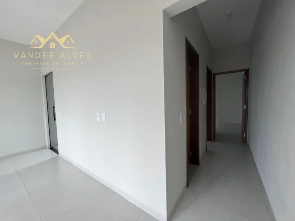 Imagem Casa à venda em Foz do Iguaçu-PR, Jd. das Oliveiras II: 2 quartos, 2 salas, 1 banheiro, 1 vaga de garagem, 46,08 m².