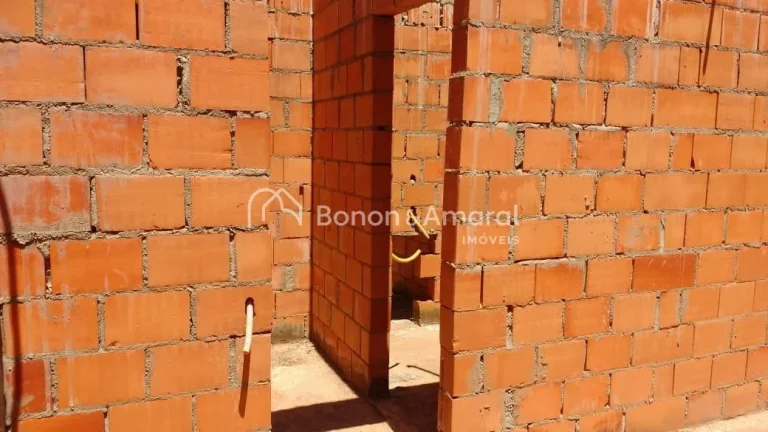 Imagem Descubra o conforto e a elegância de uma casa térrea de alto padrão, projetada para oferecer uma ...