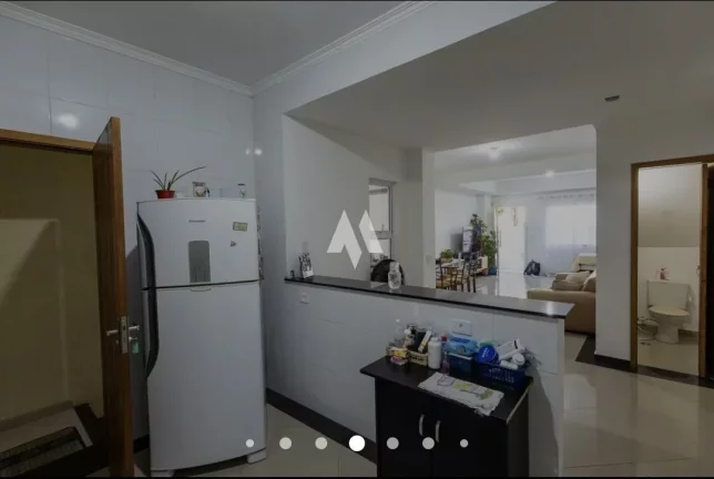 Imagem Casa à venda com 180m², 3 suítes e 5 vagas - São Paulo