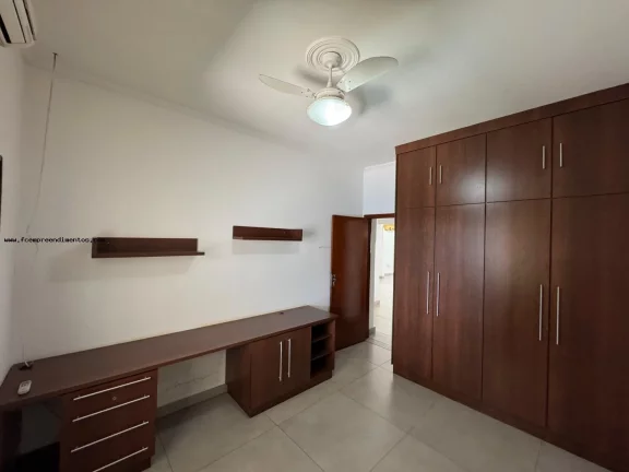 Imagem Casa para Locação em Limeira, Vila Claudia, 5 dormitórios, 3 banheiros, 2 vagas
