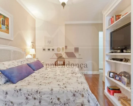 Imagem Perdizes apartamento com 3 suítes e 3 vagas, próximo ao parque Água Branca.