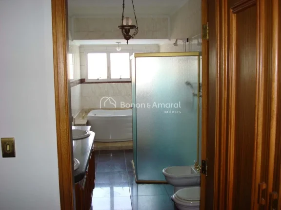 Imagem Venda , casa , Alto Taquaral , em Campinas 
Zoneamento ZM 1 .
Imóvel de Alto Padrão no Parque Taqu...