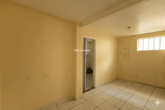 Imagem Loja Comercial de Alto Padrão para Locação no Campo Belo, São Paulo-SP- 2 Banheiros, 3 Vagas de Garagem, 170m² de Área