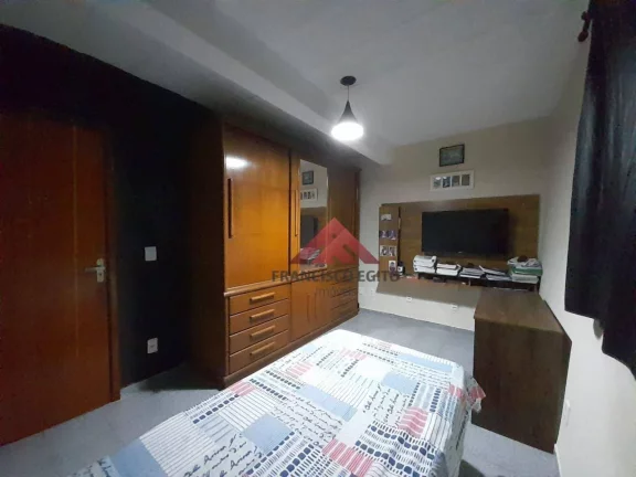Imagem Casa com 2 dormitórios à venda, 120 m² por R$ 290.000,00 - Amendoeira - São Gonçalo/RJ