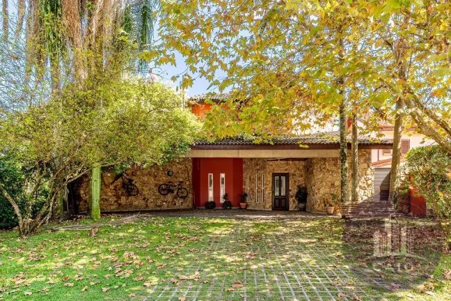 Imagem Casa a venda com 3 suítes - 470 m² por R$ 2.388.000,00 - Alphaville/SP