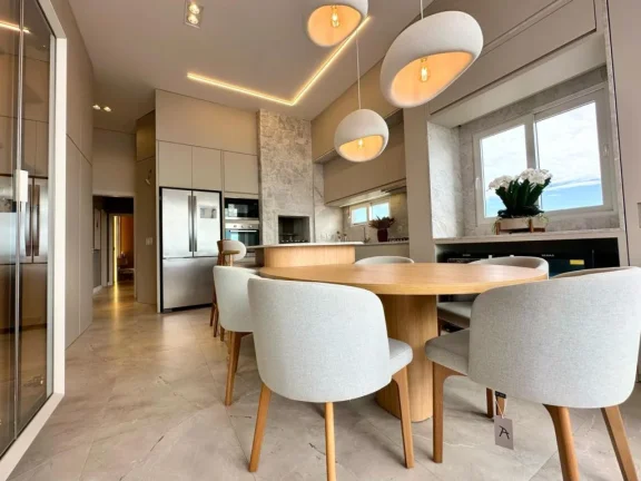 Imagem Apartamento 3Dormitórios dependência - Bairro Zona Nova