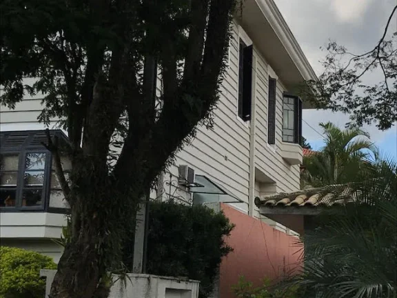 Imagem Casa no Res. Alpha 6 - 474m²