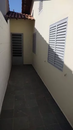 Imagem CASA COM 106M² RESIDENCIAL TROPEIROS- VILA BARCELONA