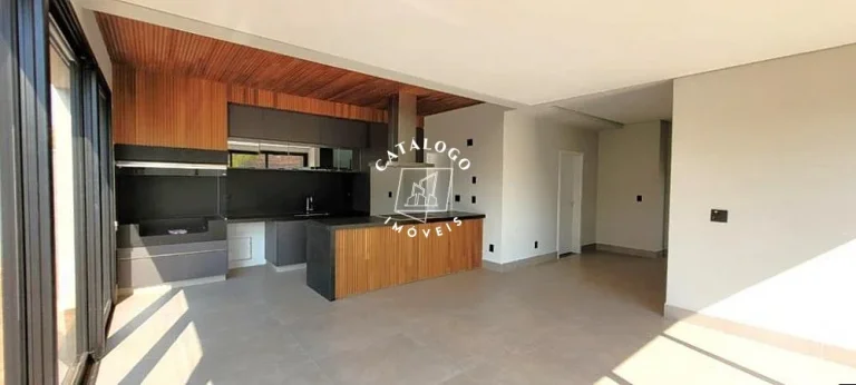 Imagem Casa em Condomínio a Venda no bairro Residencial e Empresarial Alphaville - Ribeirão Preto, SP
