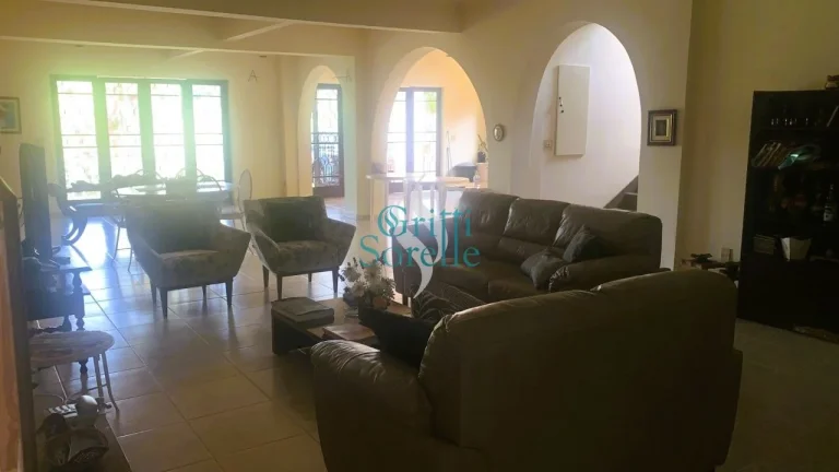 Imagem Casa de Condomínio à Venda em Monte Alegre do Sul/SP