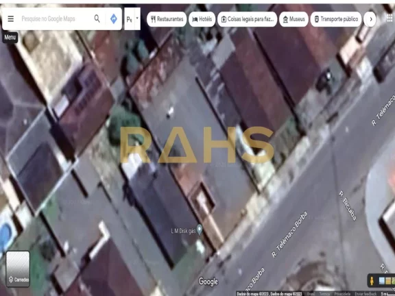 Descubra o lugar perfeito para construir! Terreno plano de 382,70 m² no bairro Jardim Iririú. Zone...