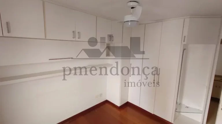 Imagem Apartamento na Vila Madalena com 90m², 3 quartos (1 suíte) e 2 vagas.