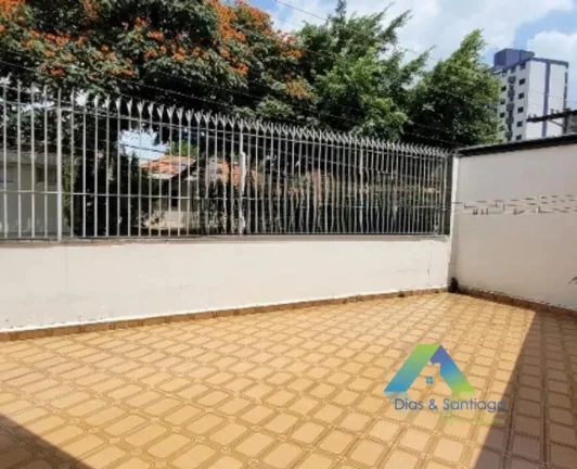 Imagem Casa Térrea para locação com 3 dormitórios e 4 vagas em Bosque da Saúde/SP!