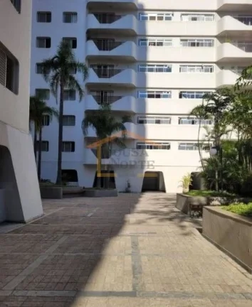 Imagem Apartamento com 120 m² de área útil. Conta com 3 dormitórios, sendo 1 suíte, além de um quarto...