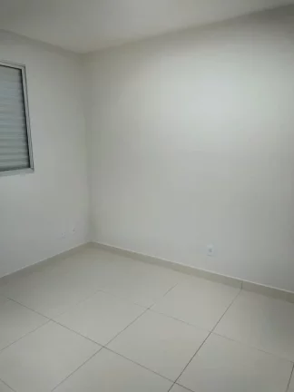 Imagem Apartamento com 2 quartos, sala, cozinha tipo americana com pia de granito, banheiro com box de vidr...