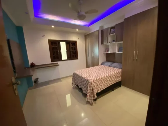 Imagem Sobrado à venda, 232 m² por R$ 530.000,00 - Calmon Viana - Poá/SP