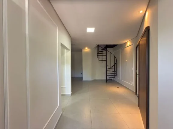 Imagem Maravilho Imóvel Comercial no Chácara Cachoeira