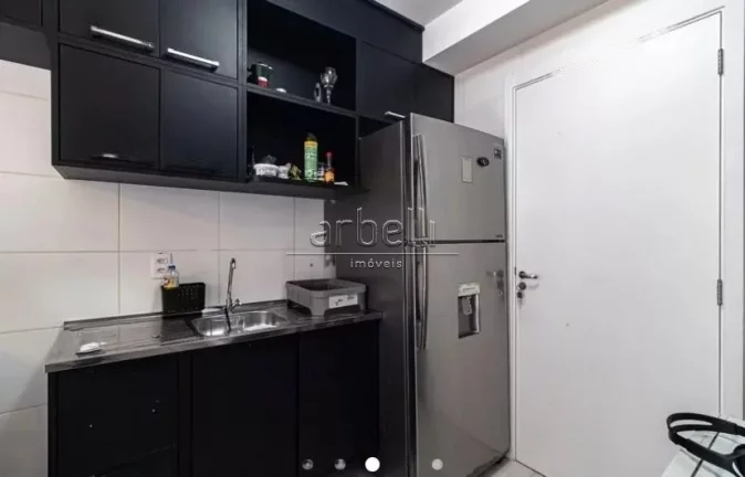 Imagem Apartamento com 28 M² com 1 banheiro, sala, cozinha, quarto, sacada e sem vaga de garagem. Apartame...