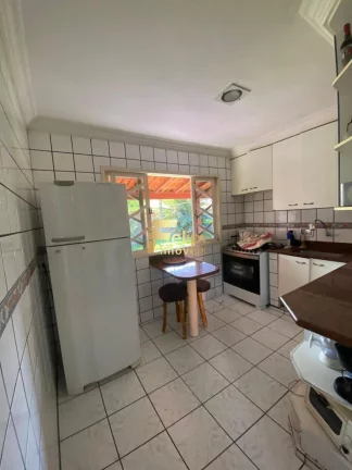 Imagem CASA À VENDA NA PONTA DA FRUTA COM 3 QUARTOS SENDO 1 SUÍTE