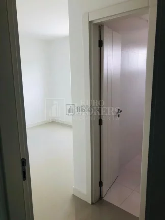 Imagem Apartamento com 3 suítes no Centro de Balneário Camboriú