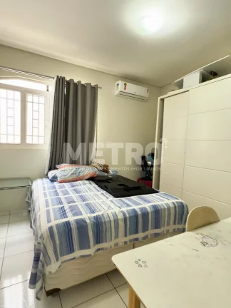 Imagem Casa à venda no Condomínio Água Viva, com 4 quartos, PETROLINA - PE