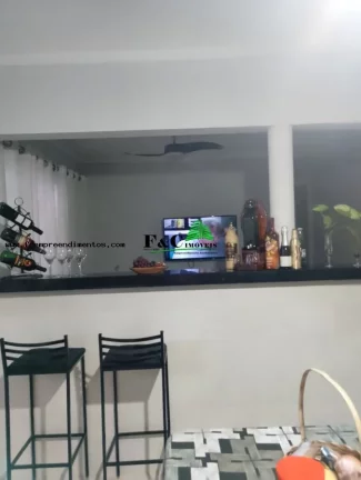Imagem Casa para Venda em Limeira, Parque Hippolyto, 2 dormitórios, 1 banheiro, 2 vagas