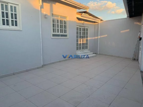Imagem Casa com 3 dormitórios à venda, 190 m² por R$ 1.100.000,00 - Centro - Arujá/SP