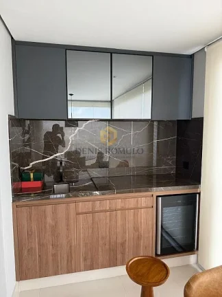 Imagem Apartamento 2 dormitórios 1 suíte, 76m², 2 vagas - Mobiliado