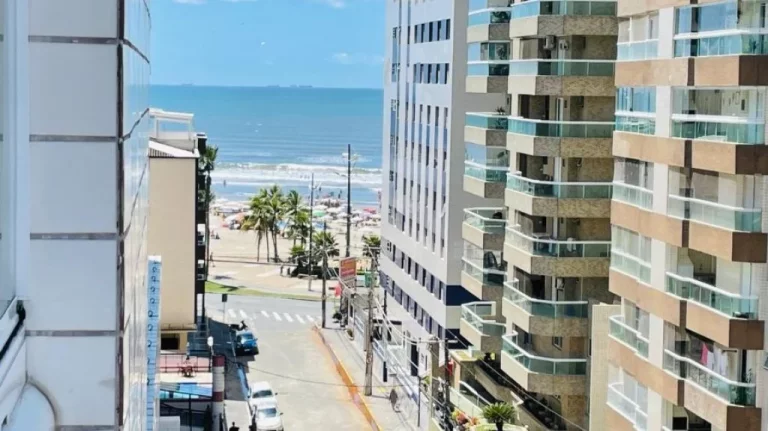 Imagem Excelente apartamento na Ocian 2 dormitórios 1 suíte!!!