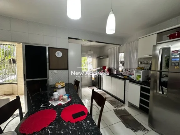 Imagem Casa de dois pavimentos pra morar e investir em Guaranhus - Vila Velha