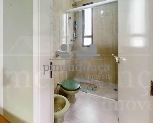 Imagem Apartamento à venda em Higienópolis com 3 suítes e 3 vagas, 210m2