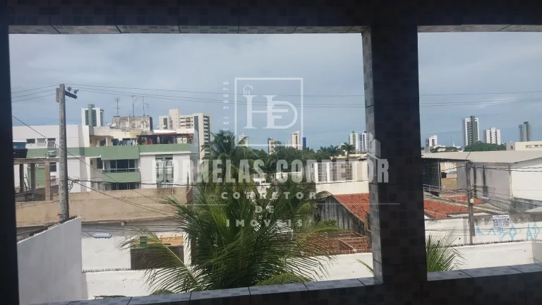 Imagem Casa em Olinda casa caiada térrea e 1ºandar 7vgs 6qtos 2sts quintal port. aut. há 3min. shop. pátteo