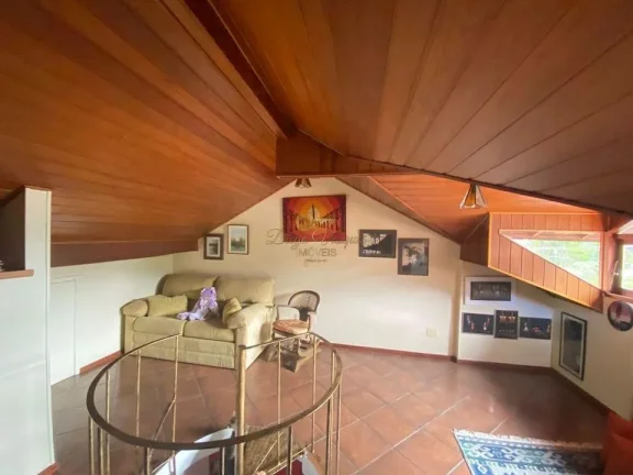 Imagem Casa em Condomínio para Venda em Teresópolis / RJ no bairro Ermitage