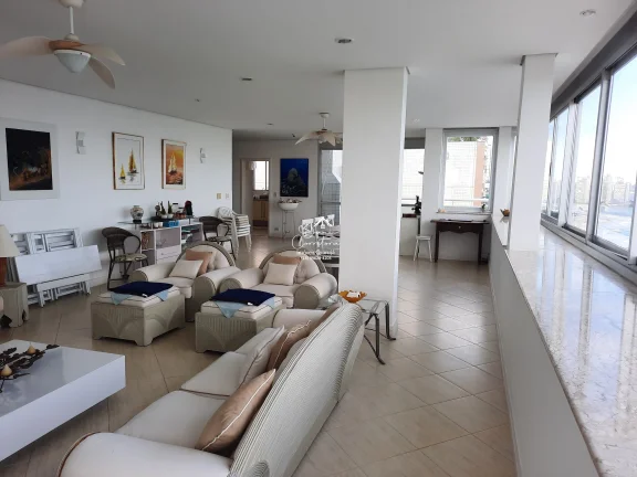 Imagem Imperdível cobertura de luxo à venda em Guarujá-SP, bairro Pitangueiras, 4 quartos, 2 suites, 2 salas, 3 banheiros, 1 vaga, 190m².