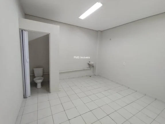 Imagem Galpão com 881m2 em Cajamar/SP