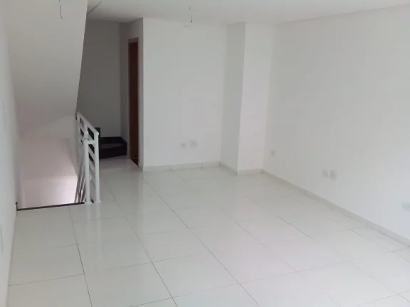 Imagem SOBRADO PADRÃO A VENDA, TRÊS DORMITÓRIOS E QUATRO VAGAS DE GARAGEM NO BAIRRO BUNGU DIVISA COM PARQUE DAS NAÇÕES