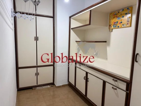 Imagem Apartamento 2 dormitórios para locação com dependência completa e vaga demarcada por R$ 3.800,00