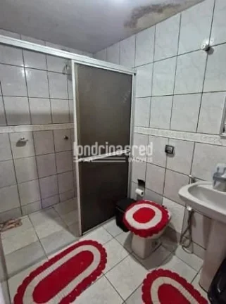 Imagem Casa à Venda em Ibiporã com 3 Quartos, 2 Banheiros, 4 Vagas de Garagem e 186 m² de Área Útil