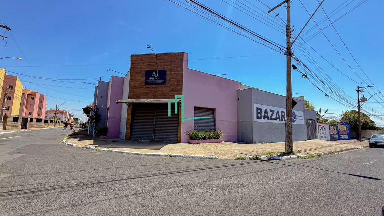 Imagem EXCELENTE PRÉDIO COMERCIAL DE ESQUINA EM LOCALIZAÇÃO PRIVILEGIADA NO PARQUE LEPORACE NA AVENIDA TEOTÔNIO VILÉLA 01 QUADRA DA AV. ABRAHÃO BRICKMANN