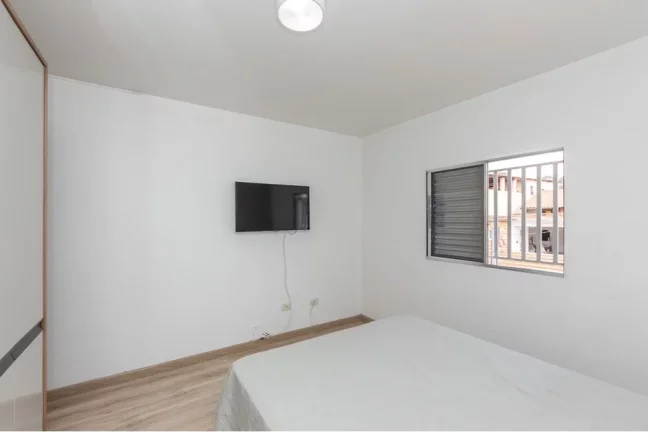 Imagem Sobrado 69m² em rua tranquila – 2 dormitórios + churrasqueira
