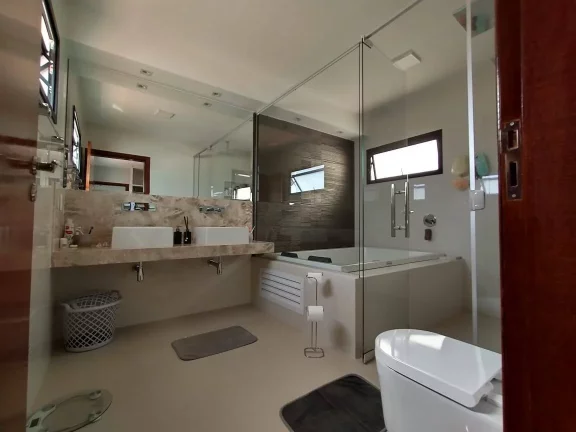 Imagem Casa Luxuosa à Venda no Jardim Botânico 3 – Conforto e Sofisticação em Cada