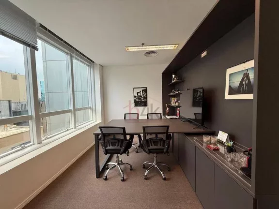 Imagem Conjunto Comercial para Alugar, 96m², 3 Vagas na Berrini - Ed. Itamaracá