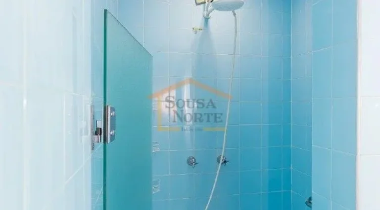 Imagem Apartamento com 254 m² de área, composto por 3 dormitórios, sendo 1 suíte, 4 banheiros, varanda,...