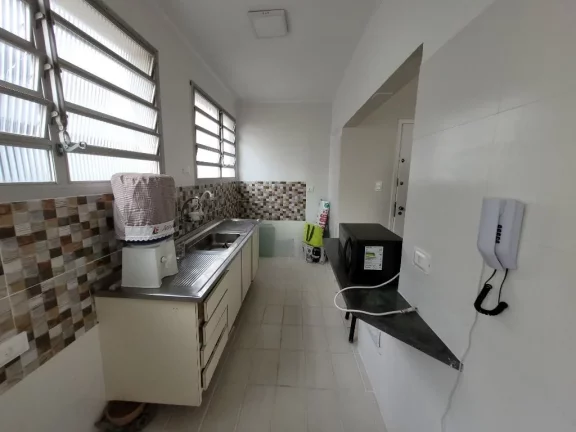 Imagem PITANGUEIRAS – NA TERCEIRA QUADRA DA PRAIA, MARAVILHOSO APTO AMPLO E CLARO, COM 50,00 M² ÚTEIS, 01 VAGA DE GARAGEM NO PRÉDIO, LOCALIZAÇÃO PRIVILEGIADA