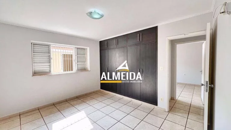 Imagem Casa com 2 dormitórios à venda, 179 m² por R$ 550.000,00 - Estádio - Rio Claro/SP