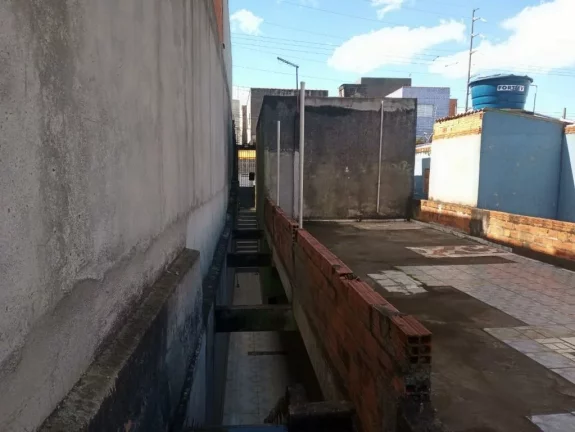 Imagem Casa com 2 dormitórios à venda, 171 m² por R$ 400.000,00 - Jardim Europa - Suzano/SP