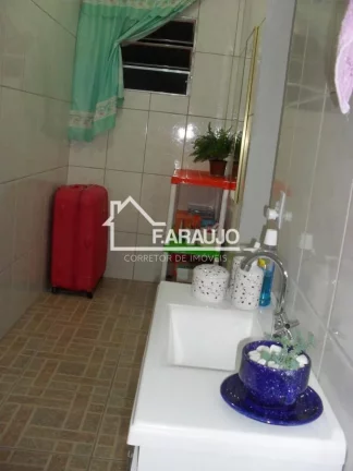 Imagem Casa à venda em Jardim Ana Maria com 234m² 3 quartos, 2 vagas