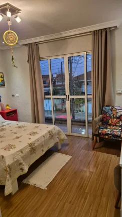 Imagem SOBRADO com 4 dormitórios à venda por R$ 790.000,00 no bairro Maria Antonieta - PINHAIS / PR