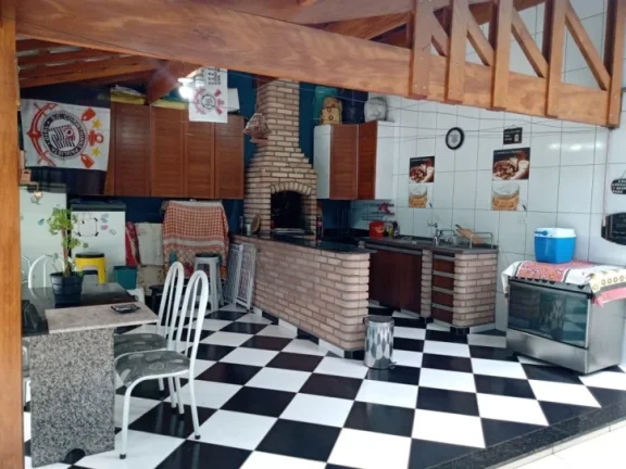 Imagem Excelente casa à venda, totalmente reformada!