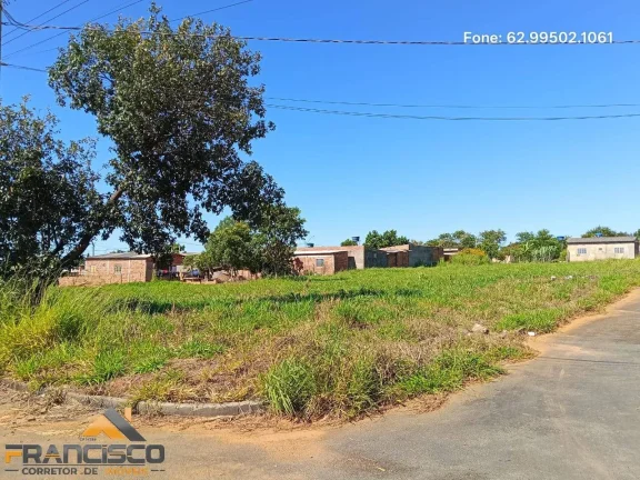 Imagem Oportunidade Única! Terreno Comercial de Esquina no Villar Baviera